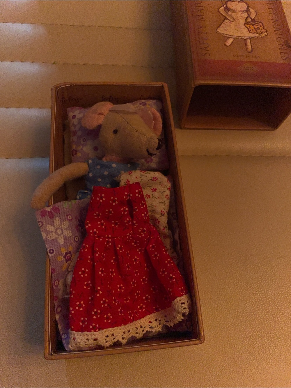 Levlovs Set of 2 mice ( sister and brother) in matchbox beds . - Picture 7 of 12